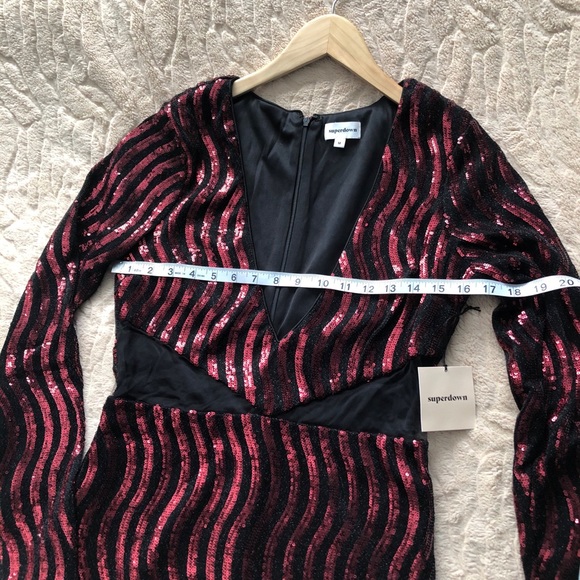 Revolve Superdown Kim Deep V Sequin Mini Dress M L NWT - Picture 13 of 16